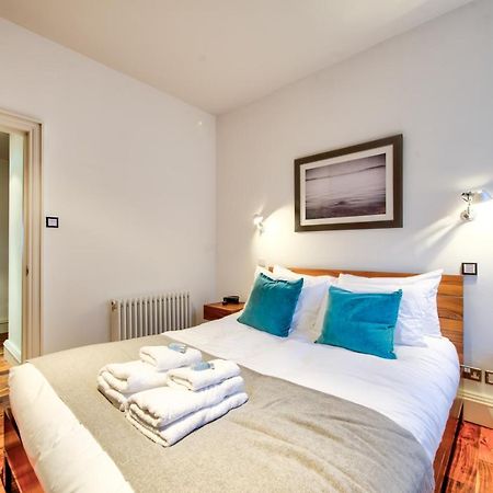 Sumptuous 2Br Apt Next To Edinburgh Castle! Eksteriør billede